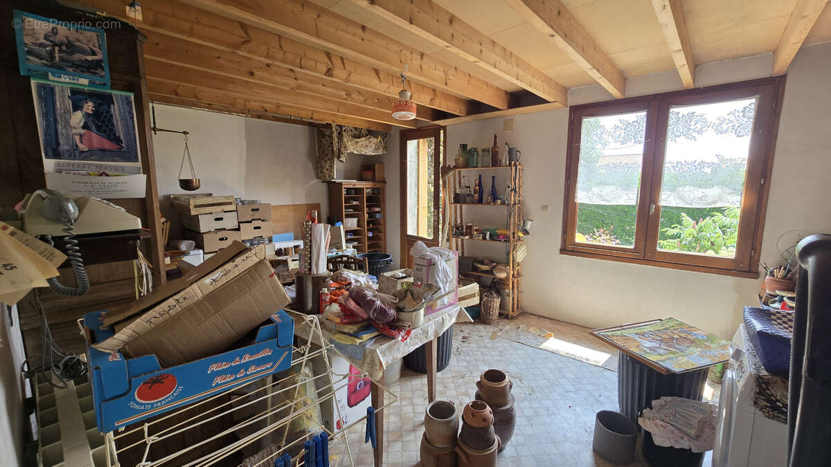 Maison à SAINT-JEAN-DE-LIVERSAY