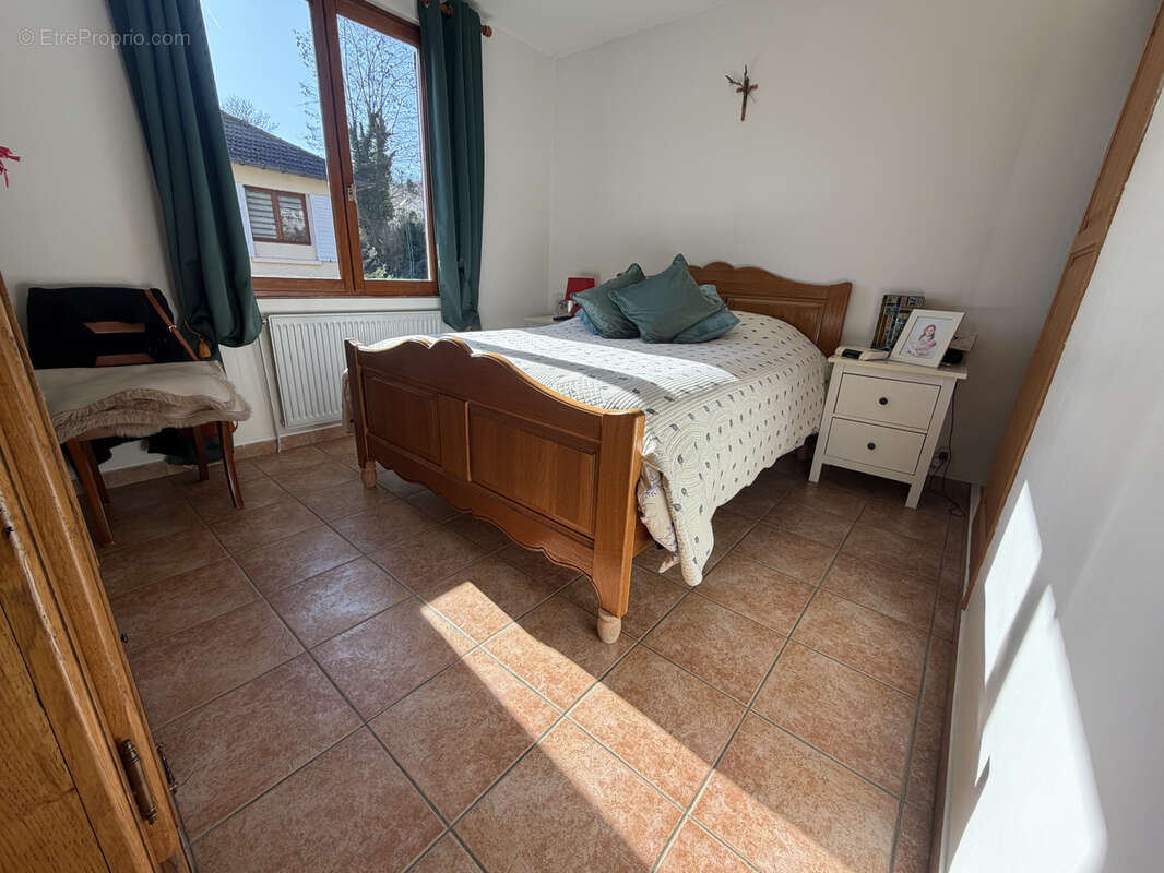A Mortefontaine, une maison individuelle élevée sur sous-sol total - photo 4