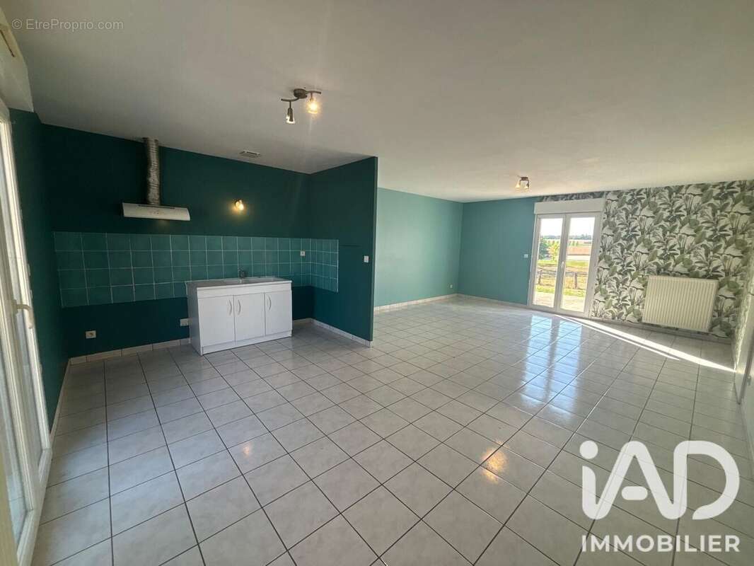 Maison 115 m² à Autrey-Les-Gray  - photo 3