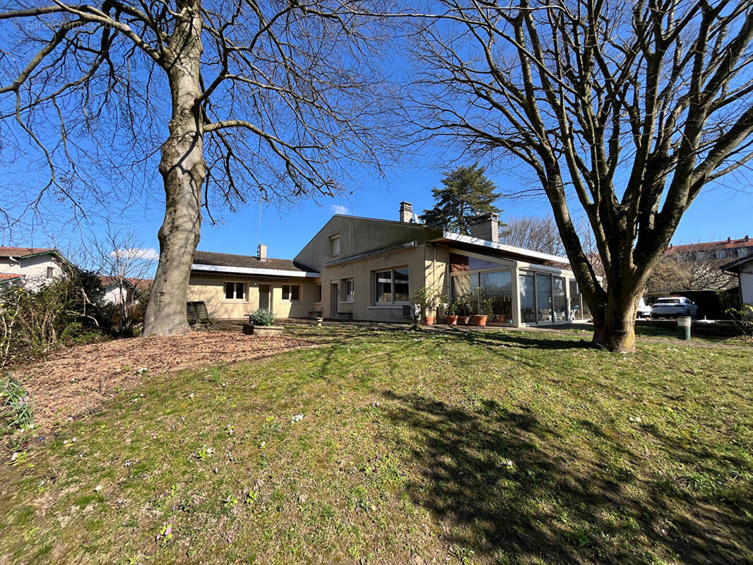 Maison à BOURG-EN-BRESSE