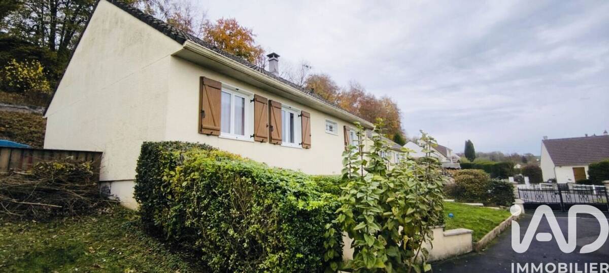 Photo 1 - Maison à CIRES-LES-MELLO