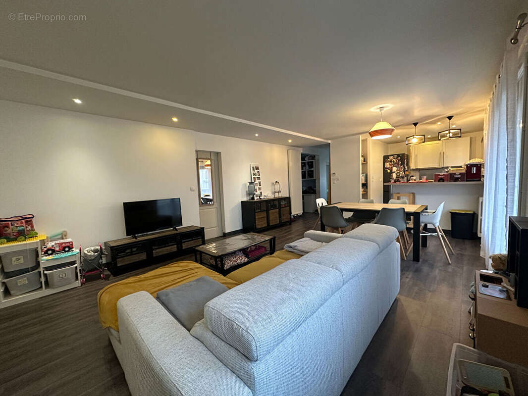 Maison à SAINT-MATHURIN-SUR-LOIRE