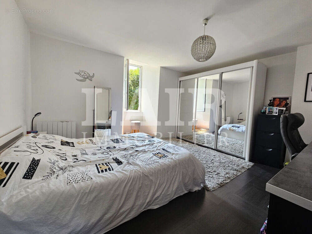 Maison à SAINT-LEONARD-DES-BOIS