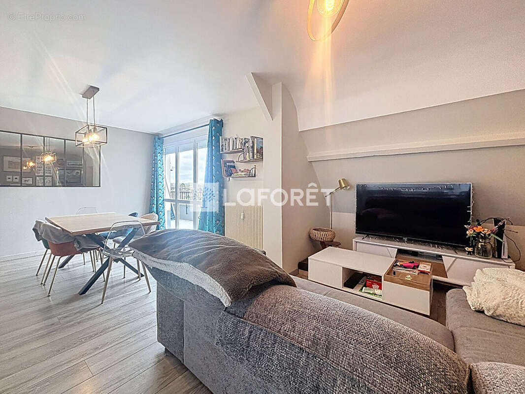 Appartement 58 m² à Falaise  - photo 6