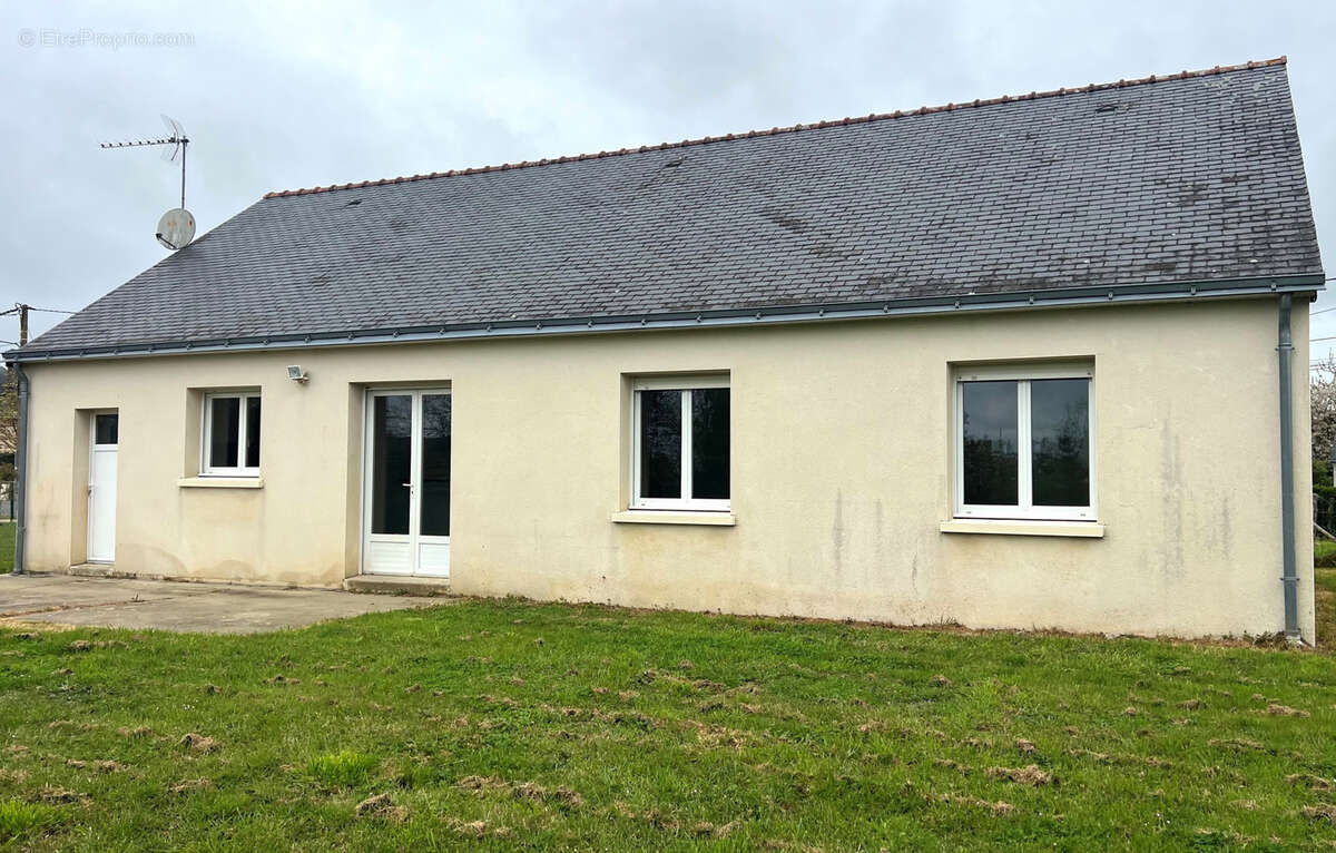 Maison à LA ROUXIERE