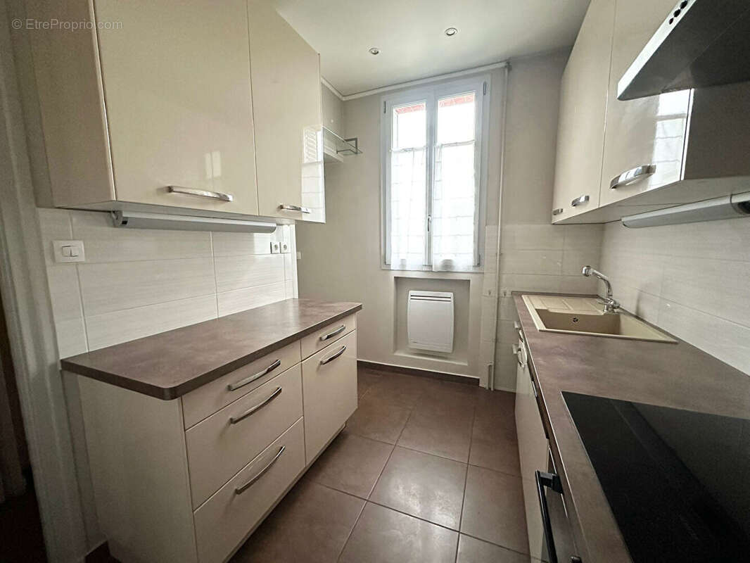 Appartement à ENGHIEN-LES-BAINS