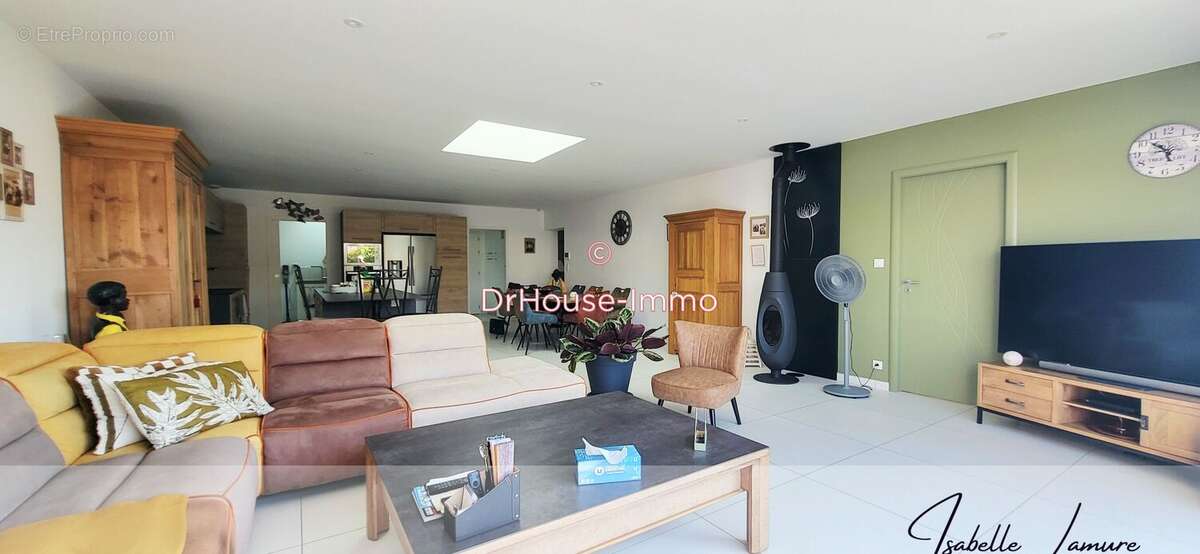 Maison 161 m² à Sainte-Foy  - photo 3