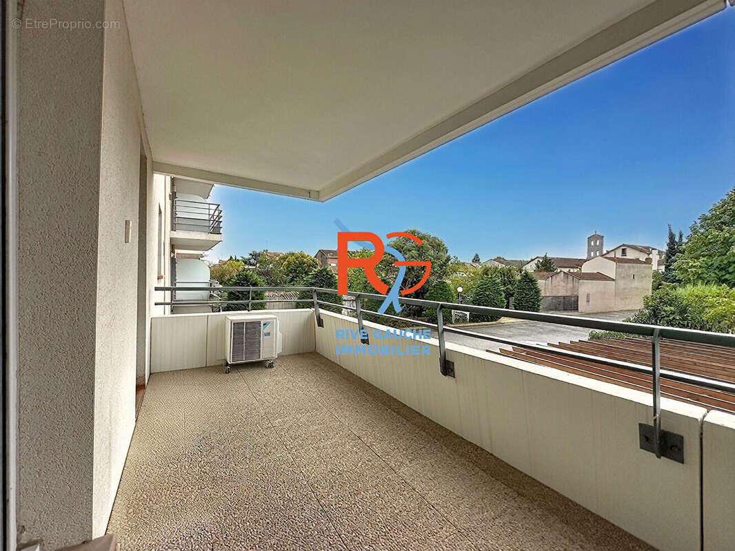 Toulouse  - Arènes - T3 de 61 m² avec terrasse de 11 m², cave, parking, piscine et DPE B - photo 2
