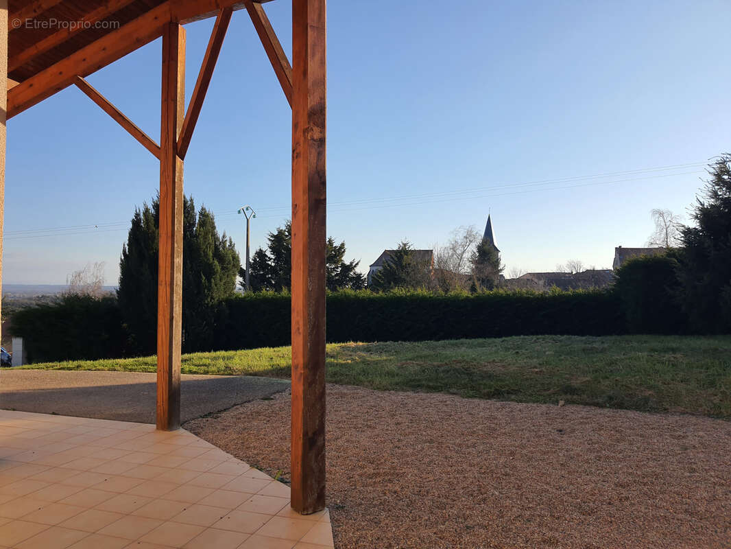 Maison à SAINT-GERMAIN-LAVAL