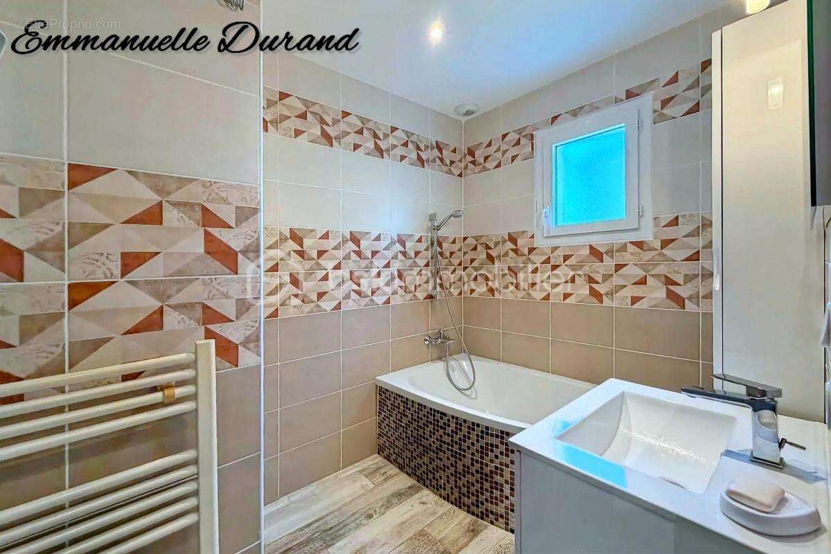 Maison à PIERRELATTE