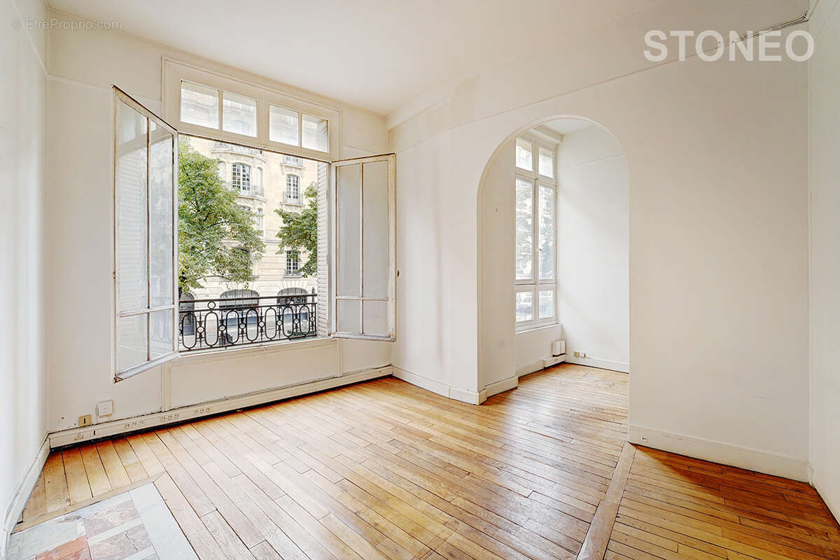 Appartement à PARIS-6E