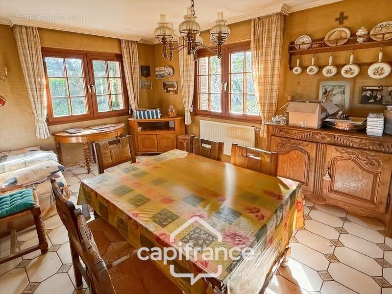 Maison de caractère style manoir – 258 m² – Parc arboré – Allée privative – Fort potentiel - photo 9