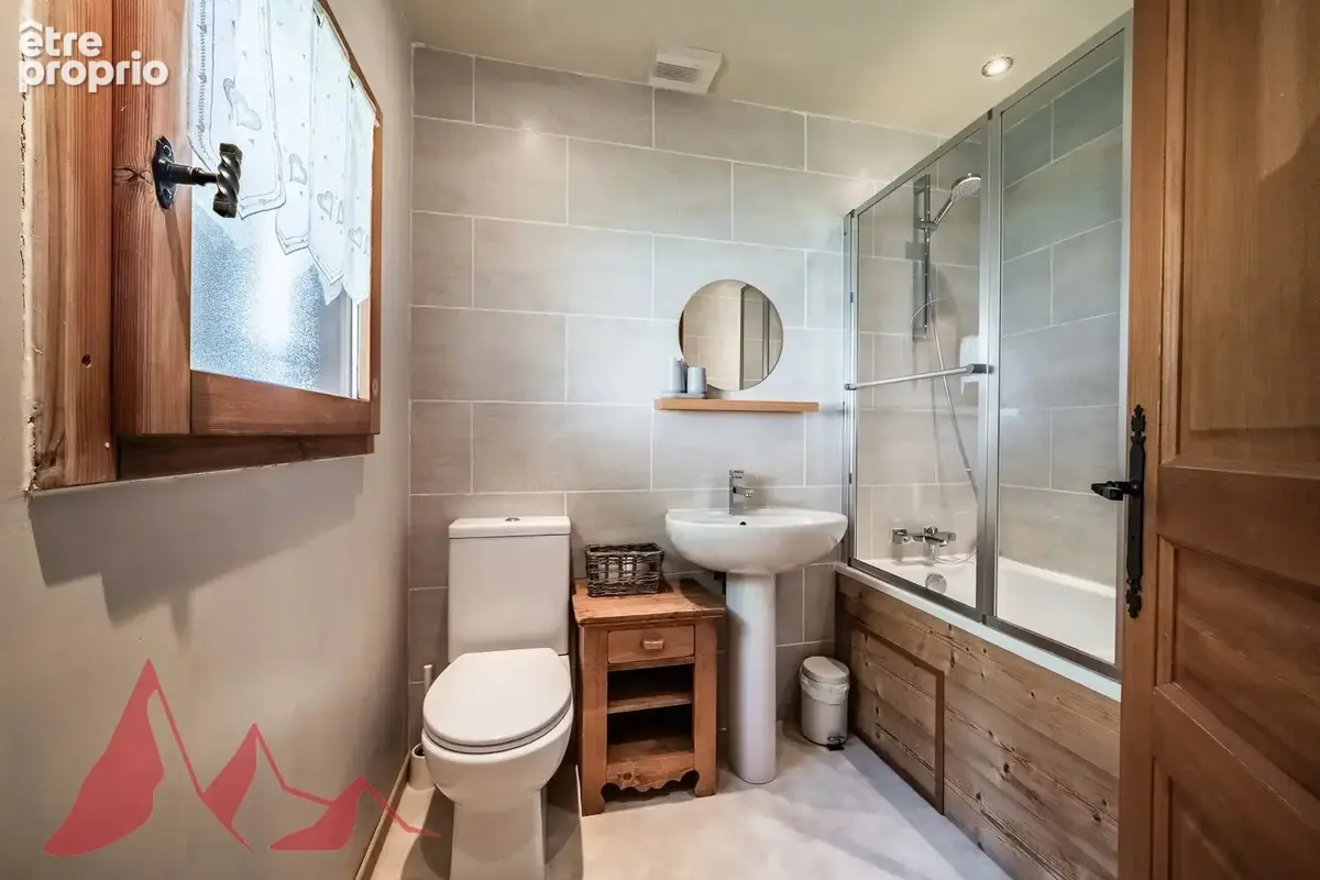 Chalet individuel de 6 chambres sur un terrain de 1 200 m² dans un secteur recherché de Montriond - photo 14