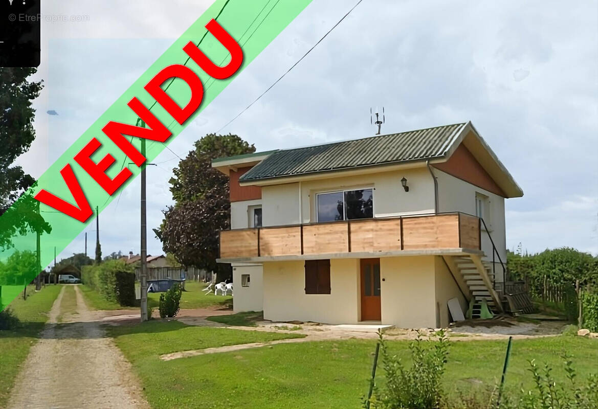 Maison à CHARETTE-VARENNES