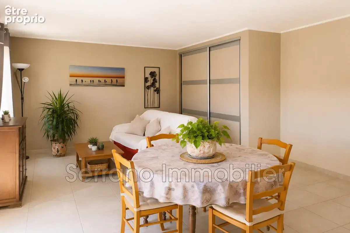 Appartement 4 pièces 75 m² à vendre à Beaucaire (30300) - photo 2