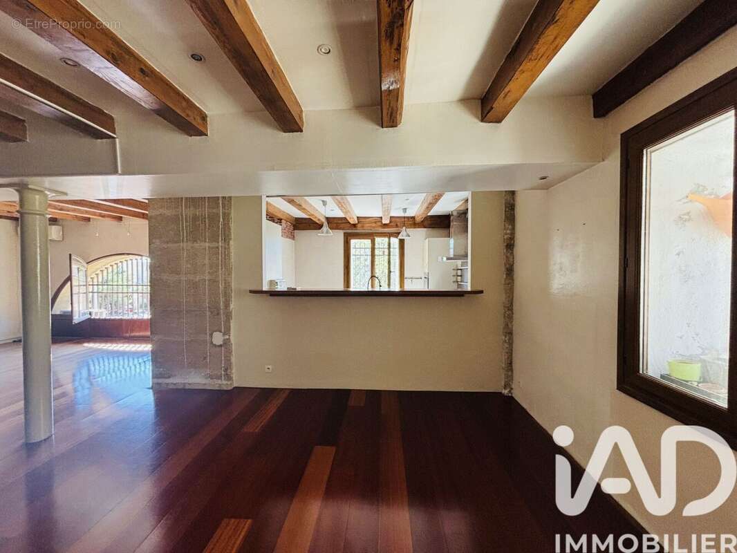 Photo 7 - Commerce à MARSEILLE-13E