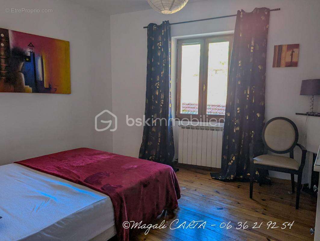 Appartement à OLLIOULES