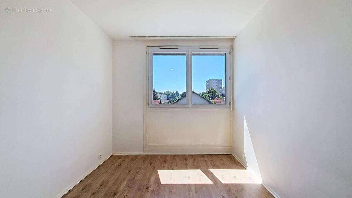 Photo 5 - Appartement à BRON