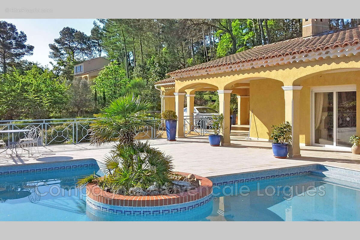 Maison à LORGUES