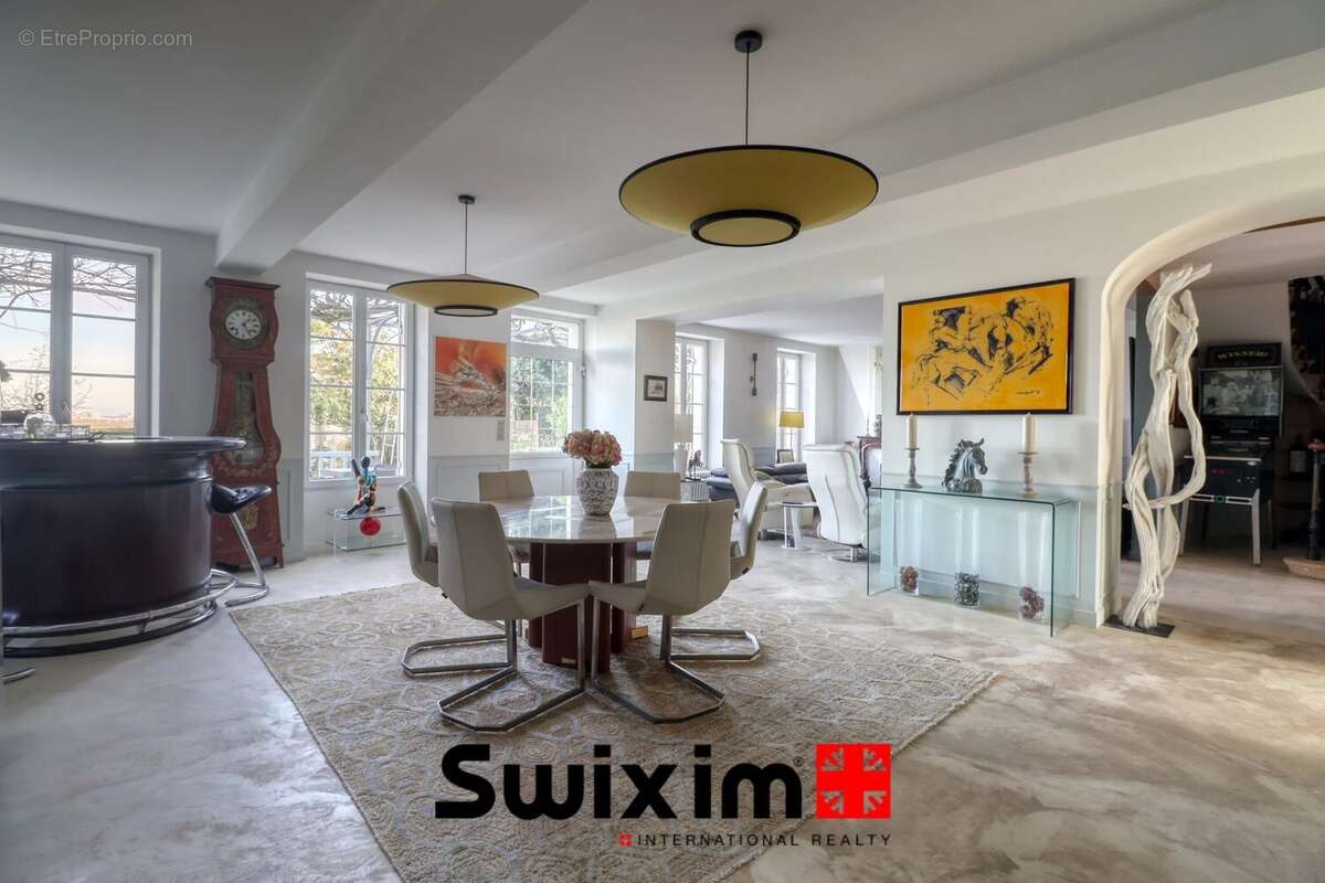 Maison à SAINT-ESTEPHE