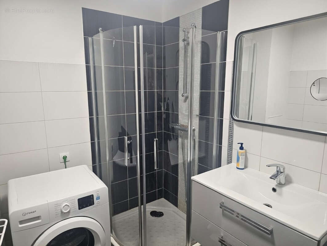 STRASBOURG Stockfeld - Appartement 2 pièces loué de 51m2 avec un balcon et une cave - photo 4