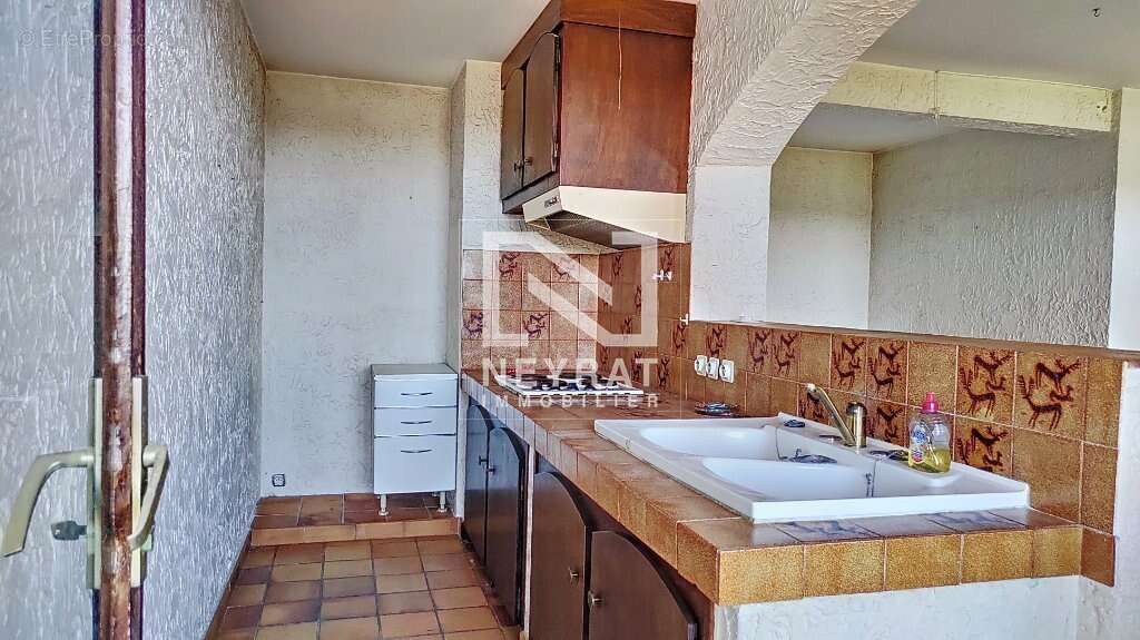 Appartement à MONTAUROUX