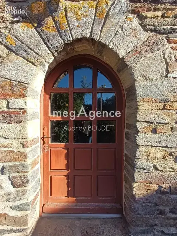 Ensemble immobilier de caractere - photo 1
