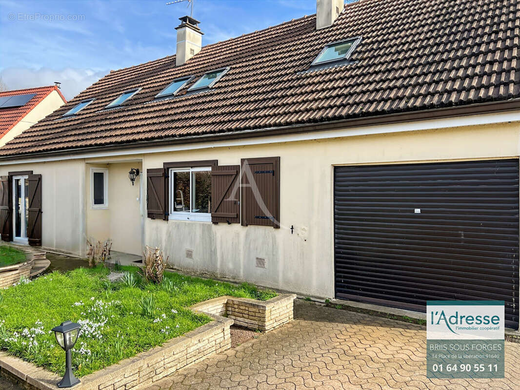 Maison à VAUGRIGNEUSE