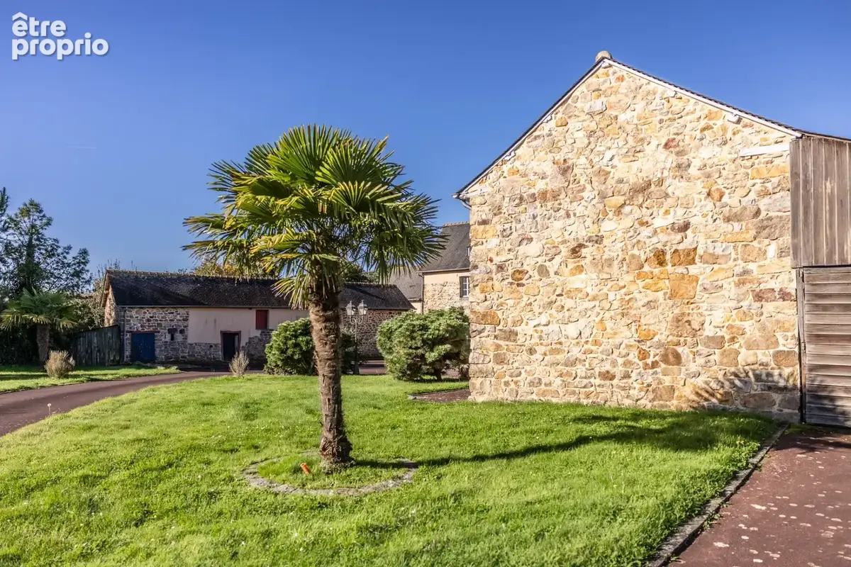 Dpt Ille et Vilaine (35), à vendre SAINT PERN propriete P6 de 228,5 m² - Terrain de 5 218,00 m² - photo 3