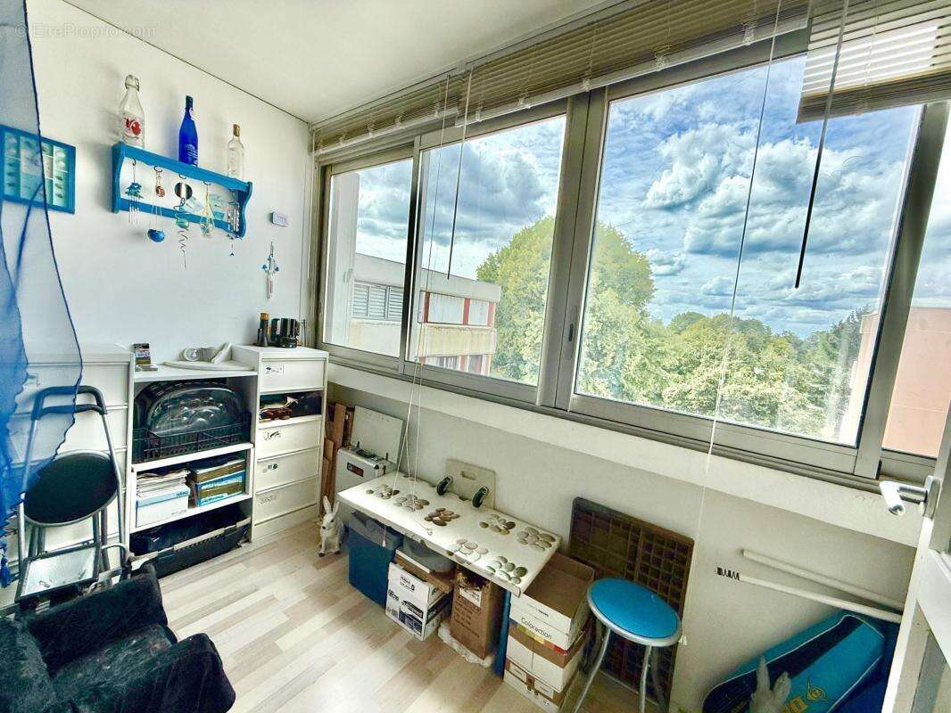 Appartement à SAVIGNY-LE-TEMPLE