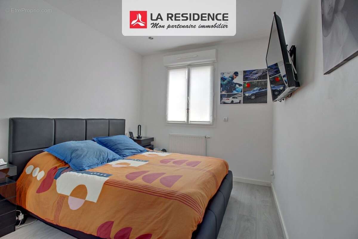 Maison à SARTROUVILLE