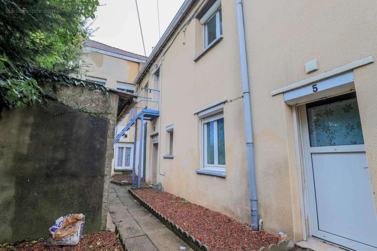 Maison à SALLAUMINES