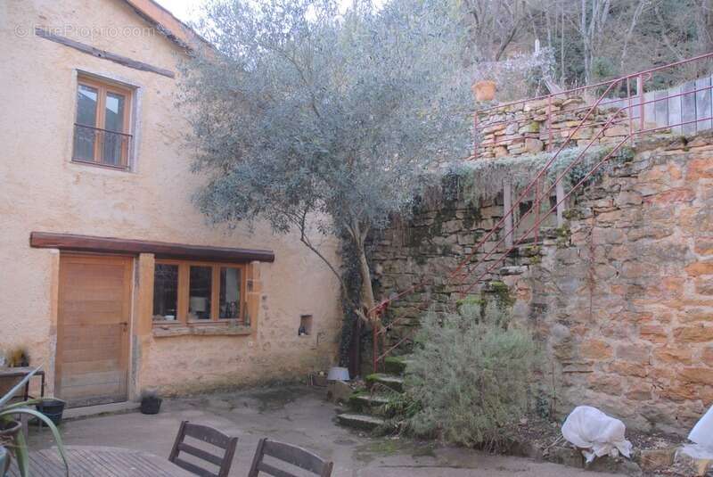 Maison à CURIS-AU-MONT-D'OR
