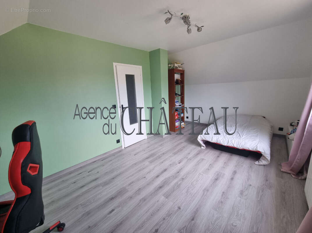 Maison  7 pièces 157.74 m2 - photo 9