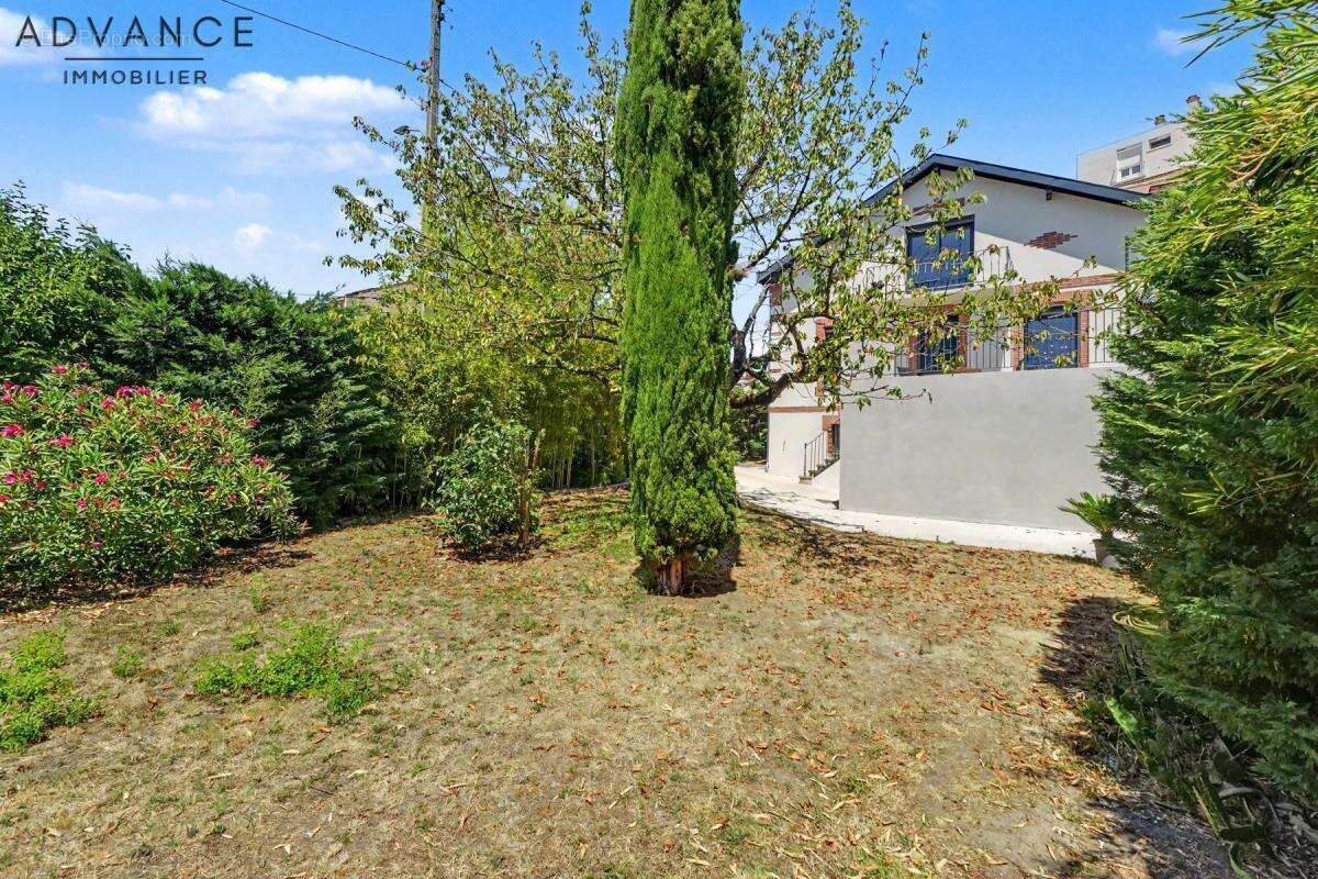 ROSERAIE - Magnifique Toulousaine d'environ 140m² avec garage - photo 9