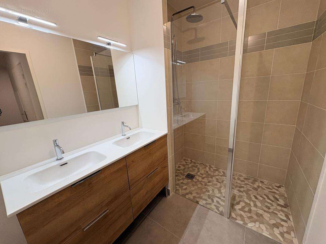 Appartement à BIZANOS