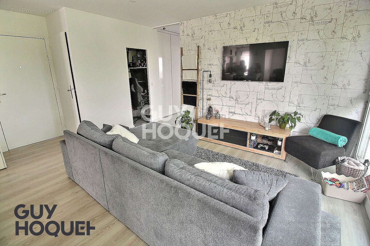 Appartement coup de coeur avec balcon ! - photo 4