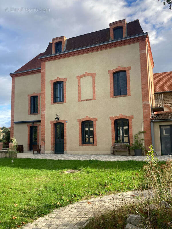 Maison à SAINT-SYMPHORIEN-SUR-COISE
