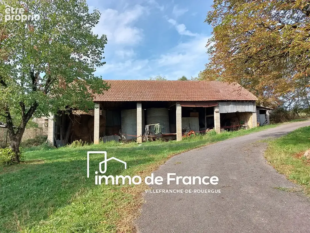Corps de ferme à rénover ? 9 500m² de terrain ? 2 Maisons - Proche de Najac - photo 14