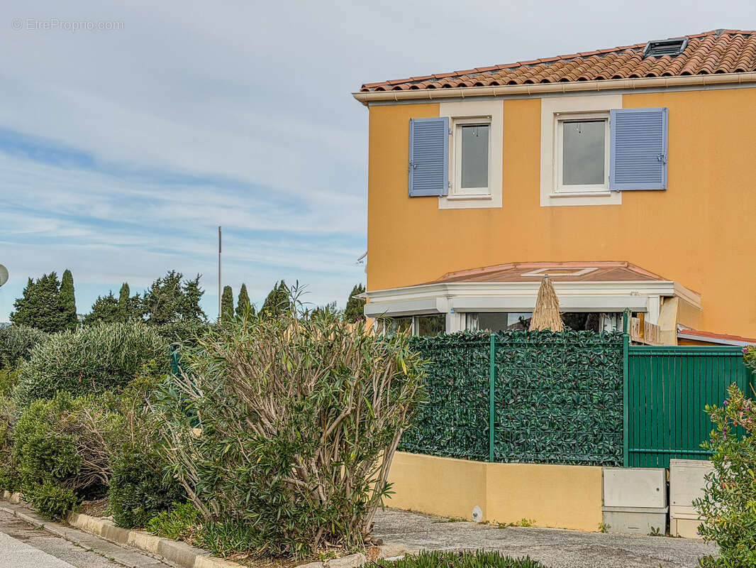 Maison à LA LONDE-LES-MAURES