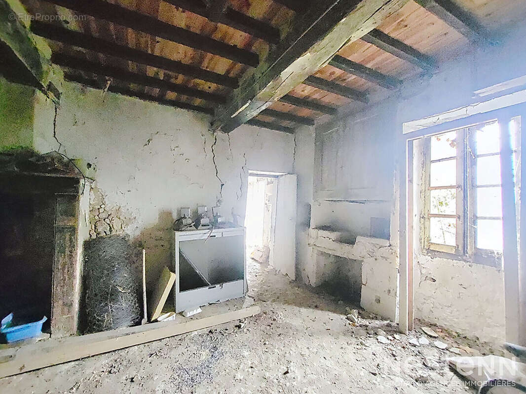 Maison à CASTELNAU-SUR-L'AUVIGNON