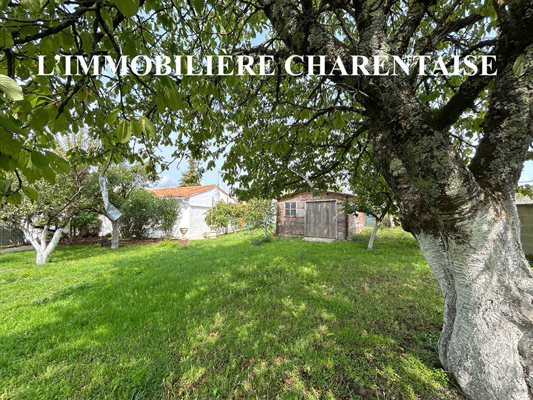 Maison à SEMUSSAC