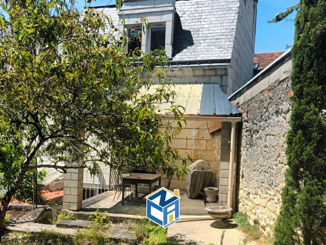 Maison à SAINTE-MAURE-DE-TOURAINE