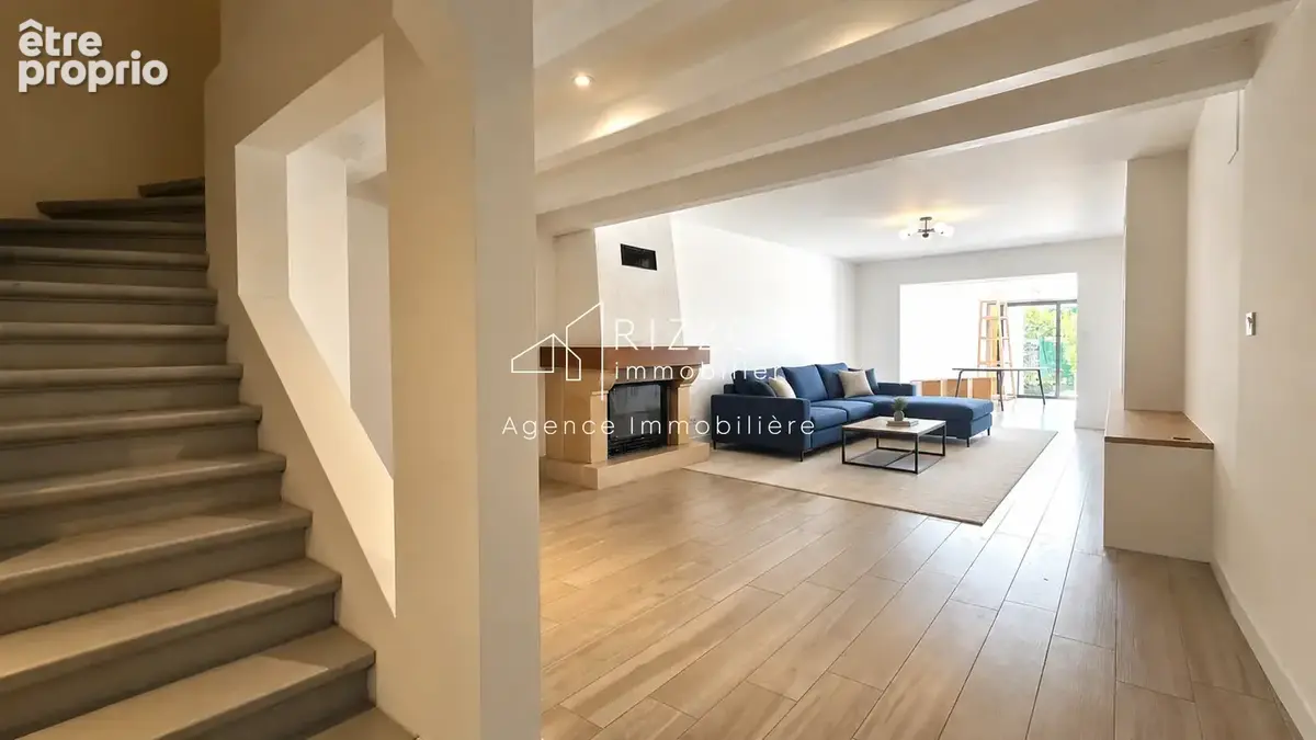 Divonne, duplex en RDJ de 225m2 de type 6 dans ferme Gessienne rénovée - photo 7