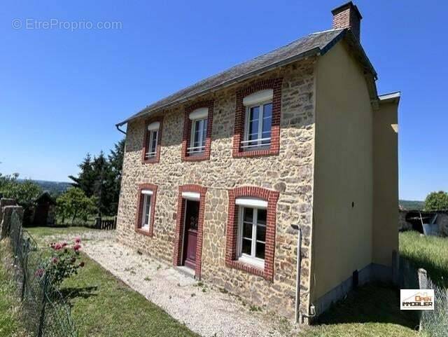 Maison à MEUZAC
