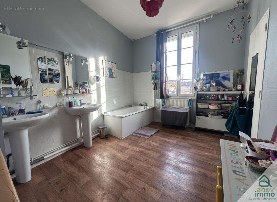 Maison de caractère 260 m2   centre-ville d'angoulême   5 ch - photo 10
