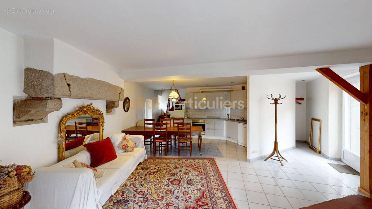 Maison à MORTAGNE-SUR-SEVRE