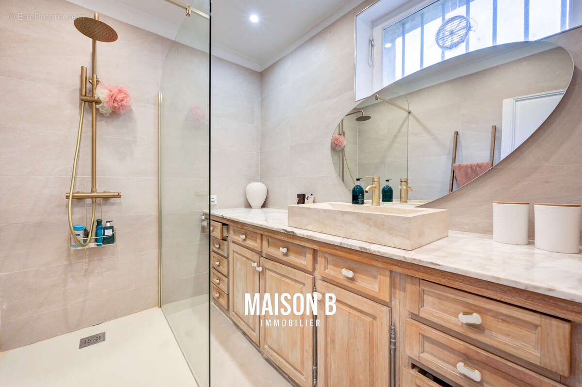 Maison à MARSEILLE-9E