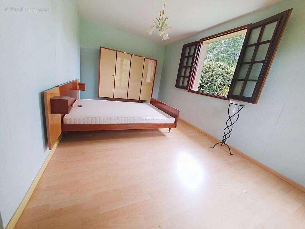 Maison 153 m² à Artigues-Pres-Bordeaux  - photo 4