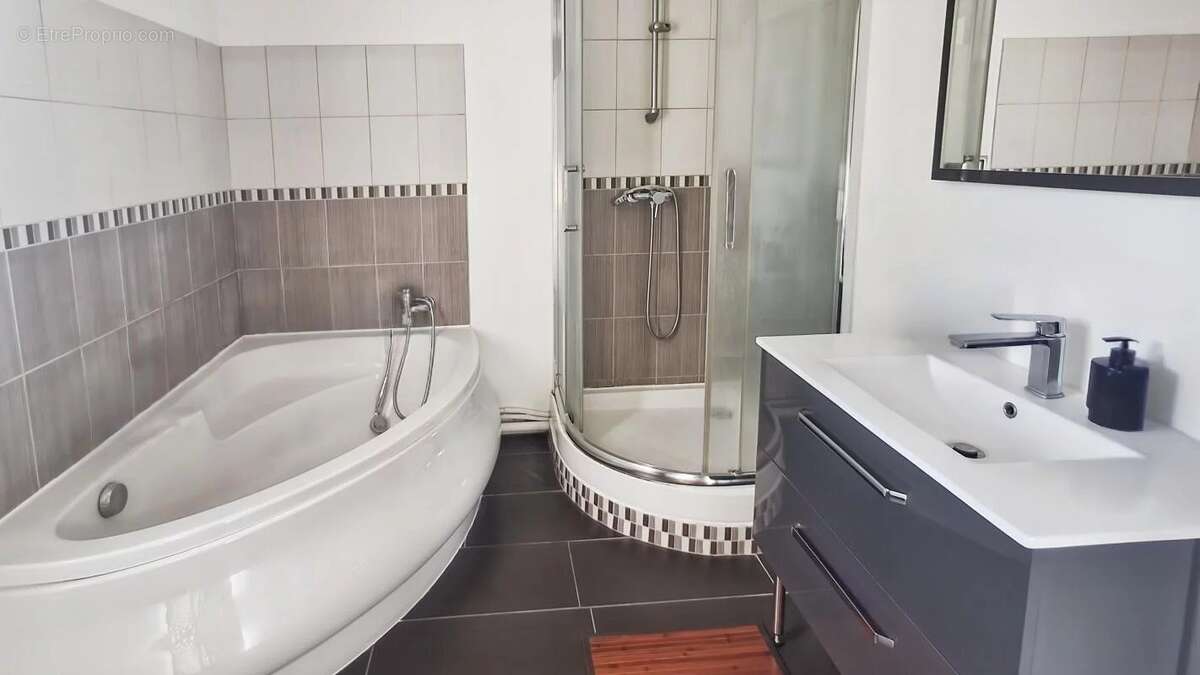 Maison à COULOUNIEIX-CHAMIERS